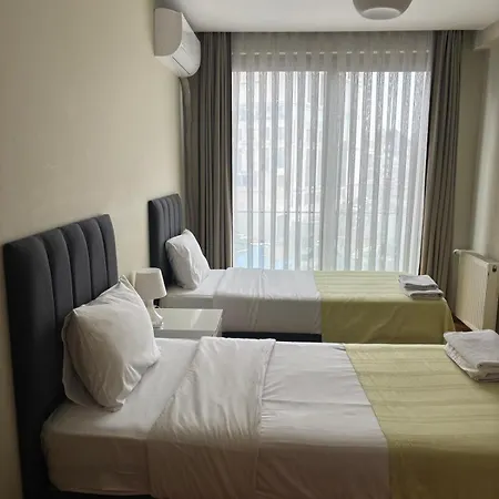 Taksim Cozy Flat With Swimming Pool, Sauna And Ac Appartement Istanboel