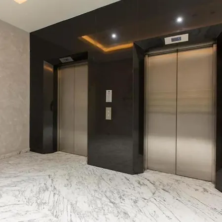Taksim Cozy Flat With Swimming Pool, Sauna And Ac