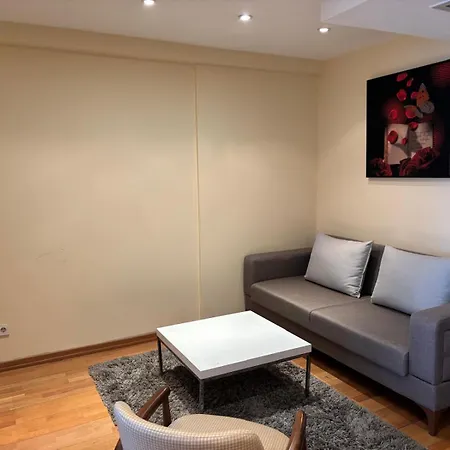 Taksim Cozy Flat With Swimming Pool, Sauna And Ac דירה *