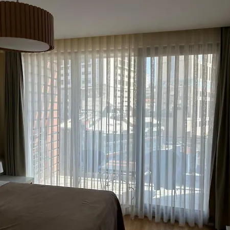 Taksim Cozy Flat With Swimming Pool, Sauna And Ac דירה איסטמבול