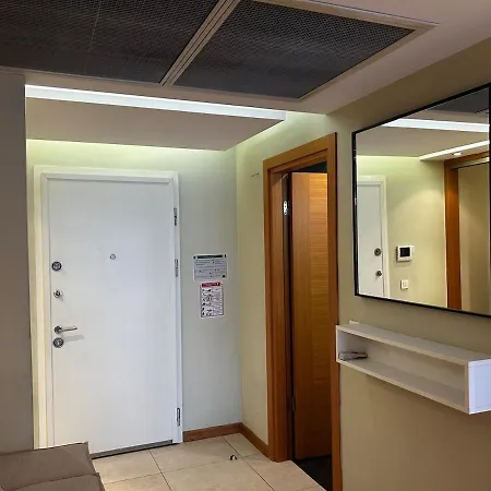 Taksim Cozy Flat With Swimming Pool, Sauna And Ac דירה